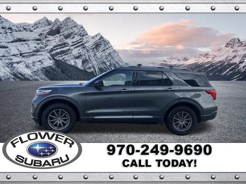 Used 2020 Ford Explorer Platinum w/ Premium Technology Package AWD/4WD image 4