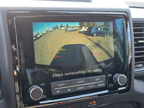 Used 2023 Nissan Frontier PRO-4X w/ Technology Package image 31