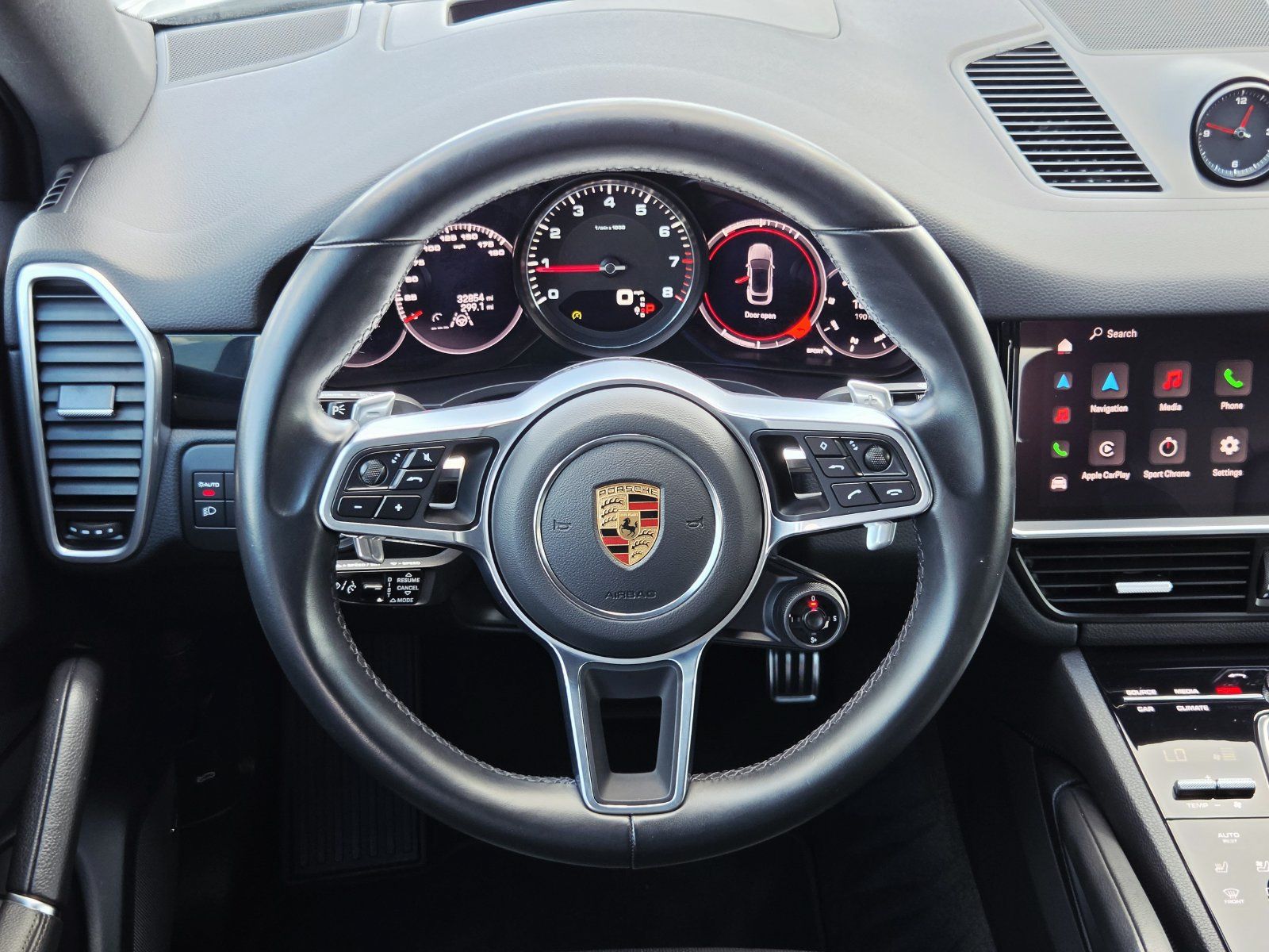 Used 2022 Porsche Cayenne S AWD/4WD image 28