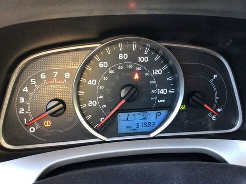 Used 2015 Toyota RAV4 LE image 21