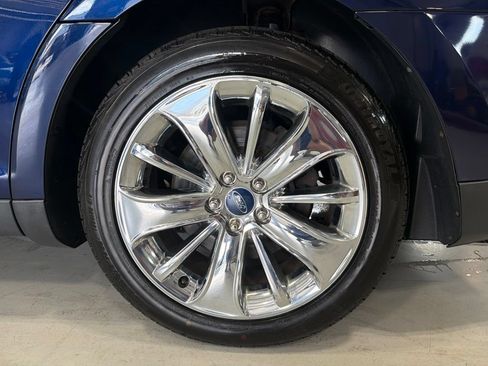 Used 2011 Ford Taurus Limited w/ 301A Rapid Spec Order Code FWD image 4