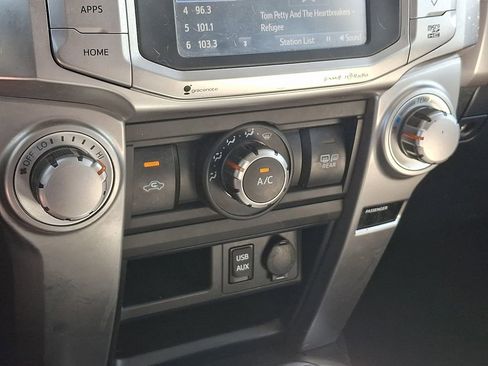 Used 2019 Toyota 4Runner SR5 Premium AWD/4WD image 15