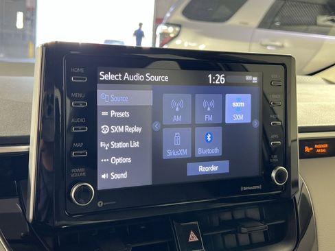 Used 2021 Toyota Corolla LE image 14