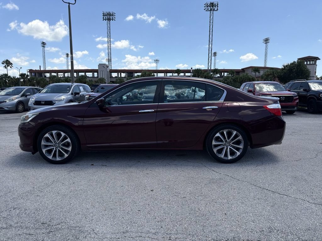 Used 2015 Honda Accord Sport image 7