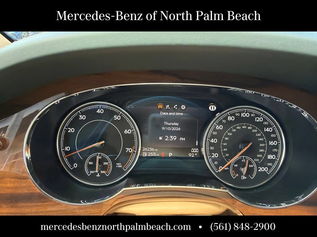 Used 2019 Bentley Bentayga AWD/4WD image 4