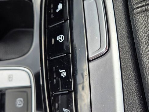 Used 2022 Hyundai Santa Cruz Limited image 25