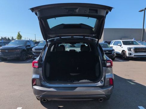 Certified 2023 Ford Escape ST-Line Select w/ Tech Pack #1 AWD/4WD image 18