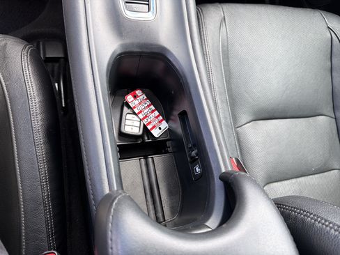 Used 2019 Honda HR-V EX-L image 23