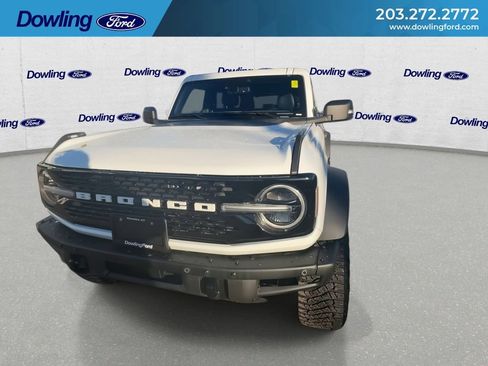 Used 2024 Ford Bronco Wildtrak image 6