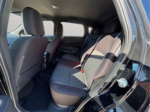 Used 2024 Mitsubishi Outlander Sport LE AWD/4WD image 28