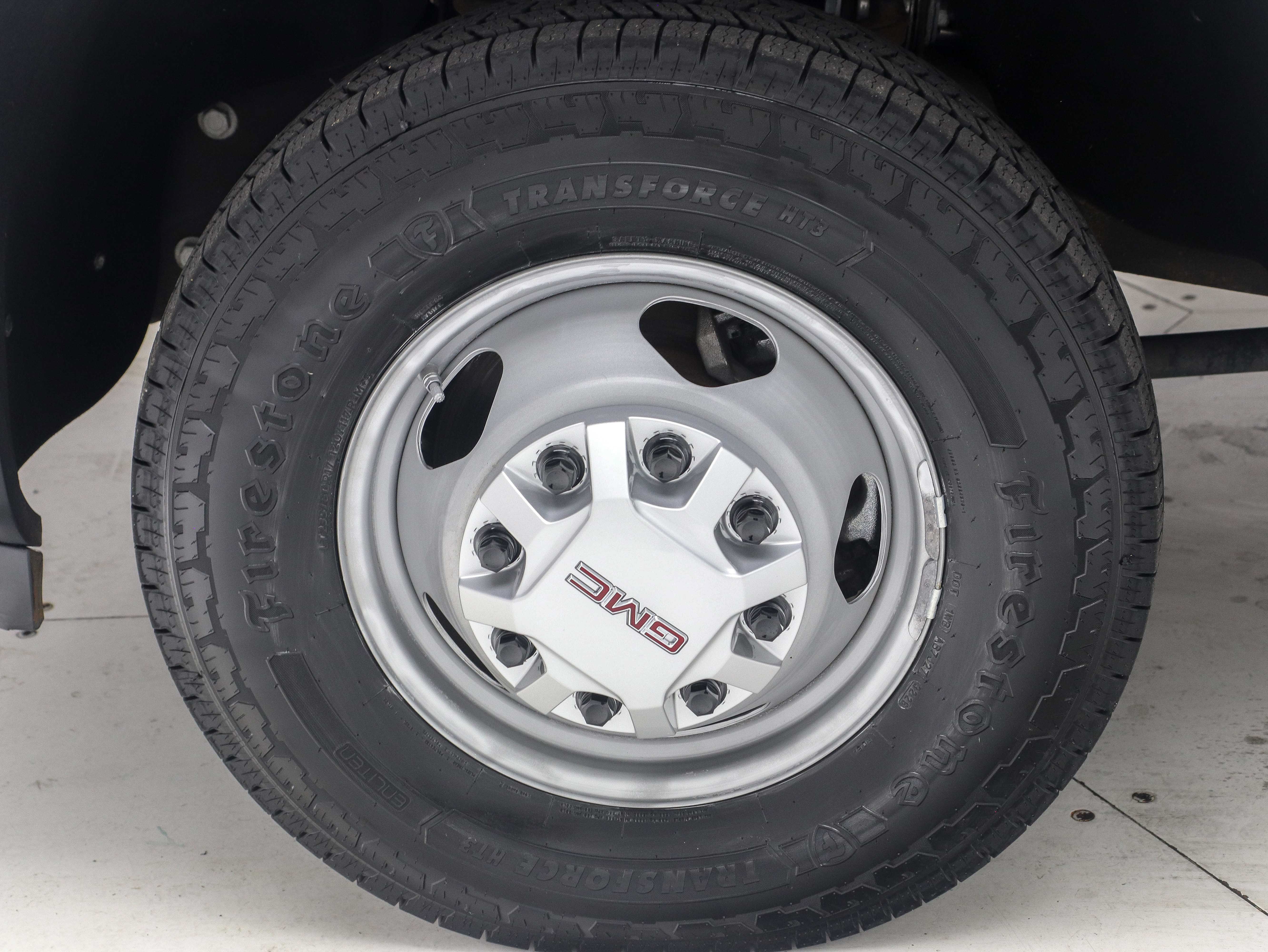 Used 2024 GMC Sierra 3500 Pro w/ Convenience Package AWD/4WD image 27