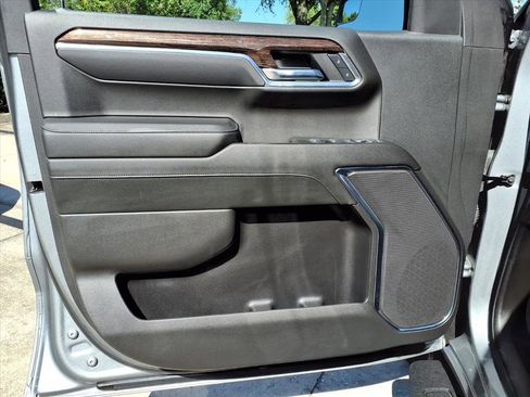 Used 2024 GMC Sierra 1500 Elevation image 19