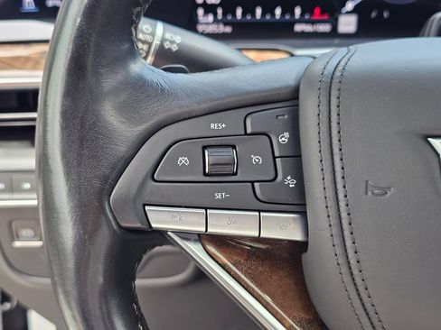 Used 2021 Cadillac Escalade Sport Platinum w/ LPO, ONYX Package AWD/4WD image 30