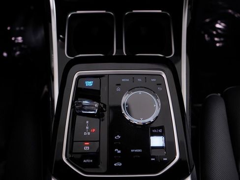 New 2026 BMW i7 eDrive50 w/ M Sport Package image 13