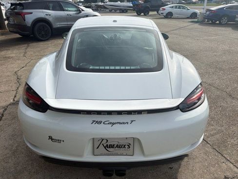 Used 2021 Porsche 718 Cayman RWD image 10