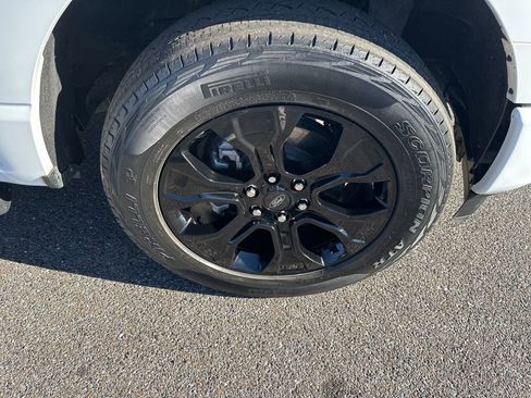 Used 2022 Ford F150 XLT w/ Equipment Group 302A High image 12