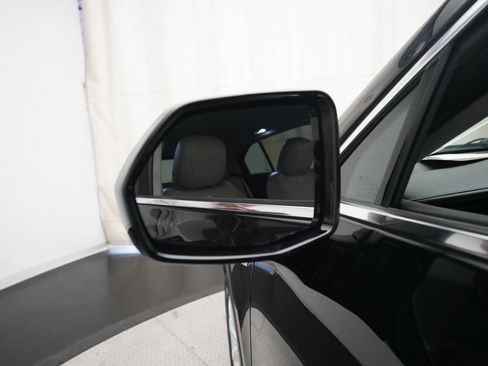Used 2020 Cadillac XT4 Luxury w/ Cold Weather Package AWD/4WD image 24