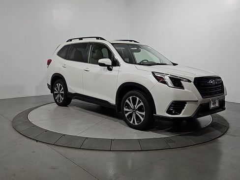 Certified 2024 Subaru Forester Limited AWD/4WD image 9