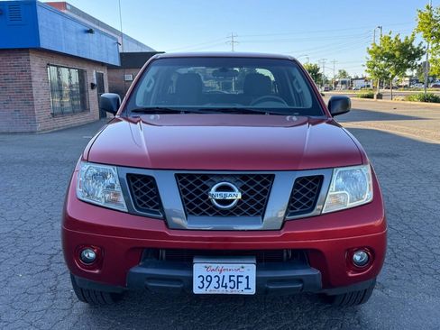 Used 2012 Nissan Frontier SV w/ Sport Appearance Pkg RWD image 5