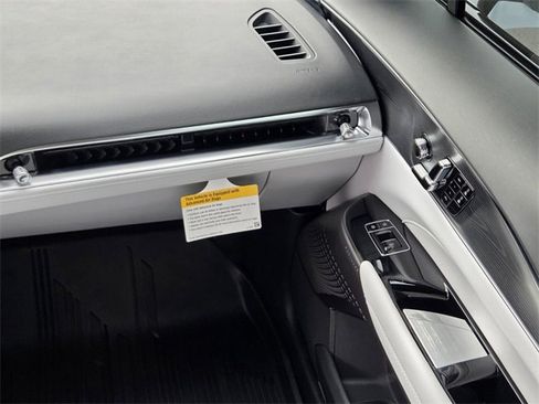 New 2026 Cadillac Lyriq Luxury image 16