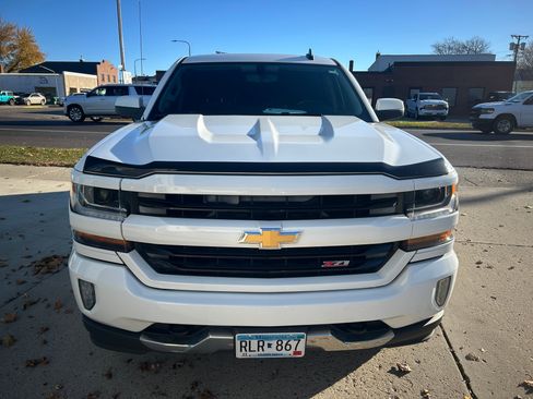 Used 2016 Chevrolet Silverado 1500 LT image 3
