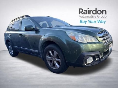 Used 2013 Subaru Outback 2.5i Premium AWD/4WD image 1