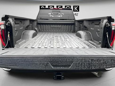 New 2026 GMC Sierra 3500 AT4 AWD/4WD image 13