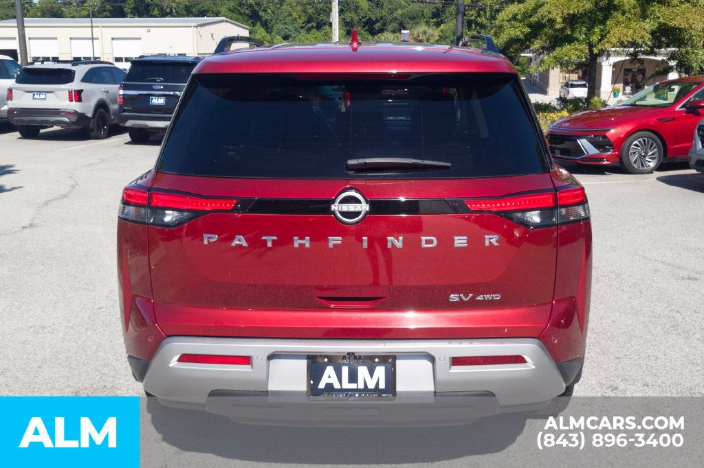 Used 2024 Nissan Pathfinder SV AWD/4WD image 6