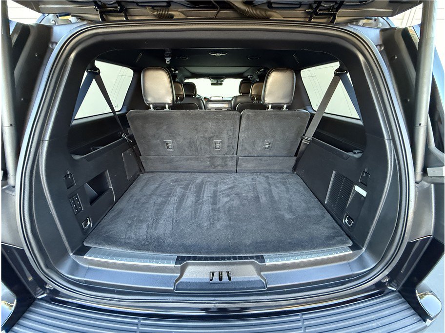 Used 2019 Lincoln Navigator L Select RWD image 27