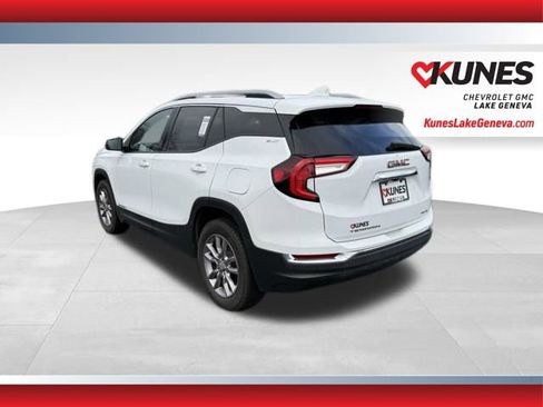 Used 2024 GMC Terrain SLT AWD/4WD image 5