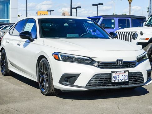 Used 2022 Honda Civic Sport image 3