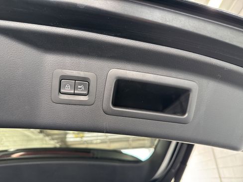 Used 2024 MAZDA CX-90 3.3 Turbo w/ Select Package image 12