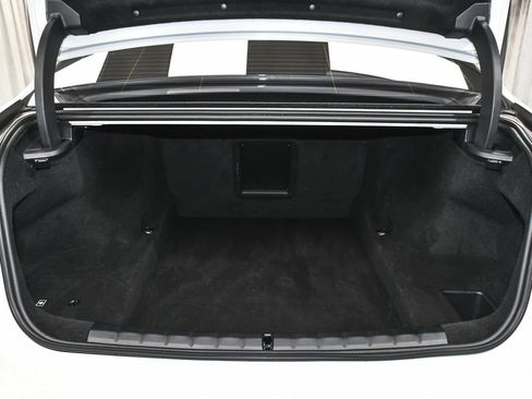 Used 2023 BMW 760i xDrive AWD/4WD image 83