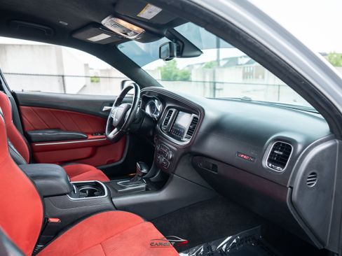 Used 2022 Dodge Charger Scat Pack RWD image 15