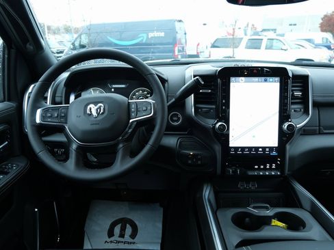 Used 2025 RAM 2500 Laramie image 28