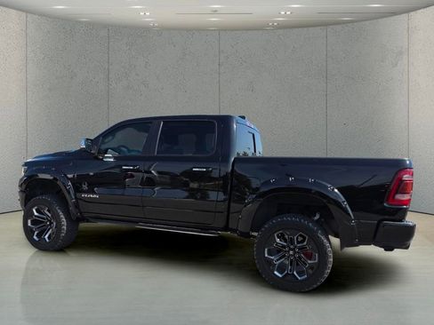 Used 2022 RAM 1500 Laramie AWD/4WD image 5