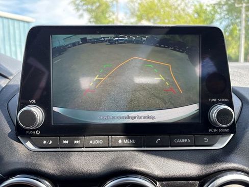 Used 2023 Nissan Sentra SV FWD image 16