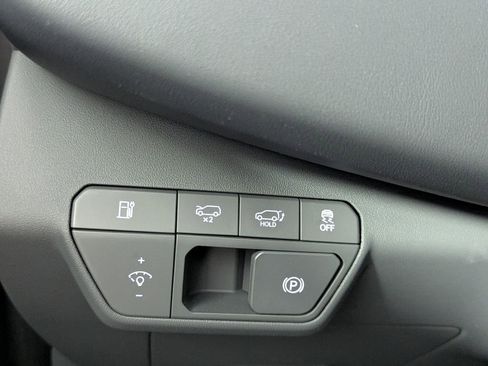 New 2026 Kia EV9 Wind image 13