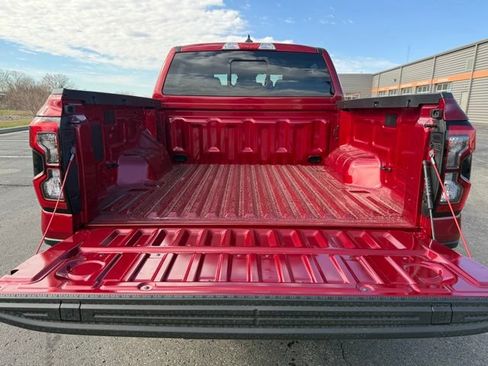 New 2025 Ford Ranger Lariat w/ FX4 Off-Road Package AWD/4WD image 6