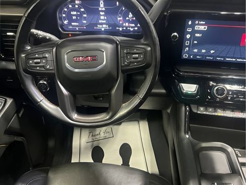 Used 2024 GMC Sierra 2500 AT4 w/ AT4 Premium Plus Package AWD/4WD image 11