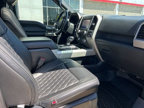 Used 2020 Ford F150 Lariat w/ Equipment Group 502A Luxury AWD/4WD image 19