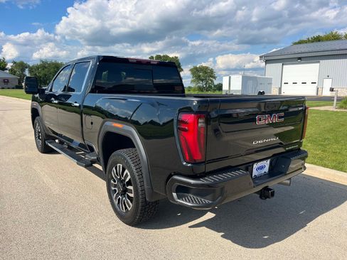 Certified 2025 GMC Sierra 2500 Denali w/ Denali Reserve Package AWD/4WD image 4
