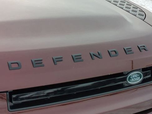 Certified 2024 Land Rover Defender 130 X-Dynamic SE image 12