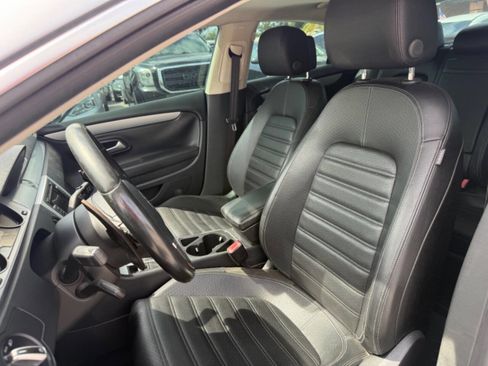 Used 2013 Volkswagen CC R-Line FWD image 24