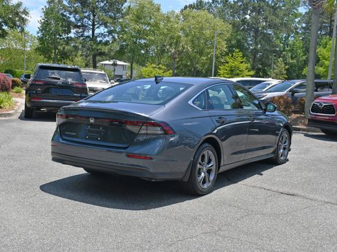 Used 2023 Honda Accord EX image 4