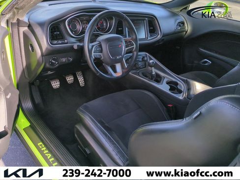 Used 2015 Dodge Challenger R/T Scat Pack w/ Leather Interior Group image 14
