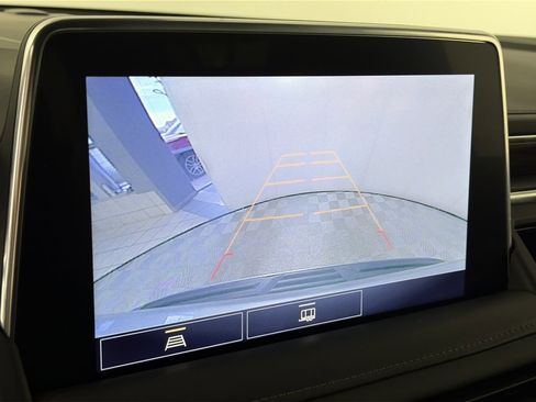 Used 2021 Chevrolet Tahoe Z71 image 20