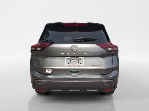 Certified 2025 Nissan Rogue SL AWD/4WD image 4