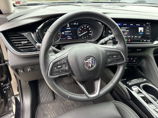 Used 2023 Buick Envision Avenir FWD image 22