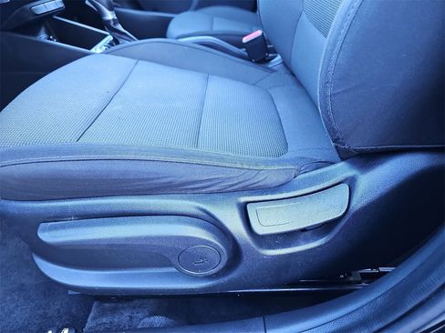 Used 2020 Hyundai Accent SE image 27